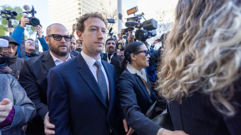 Mark Zuckerberg presta depoimento sobre vício de jovens nas redes