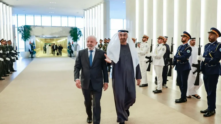 Lula e presidente dos EAU avançam em acordo Mercosul–EAU