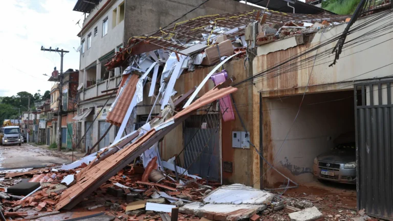 Tragédia em MG: mortos chegam a 54