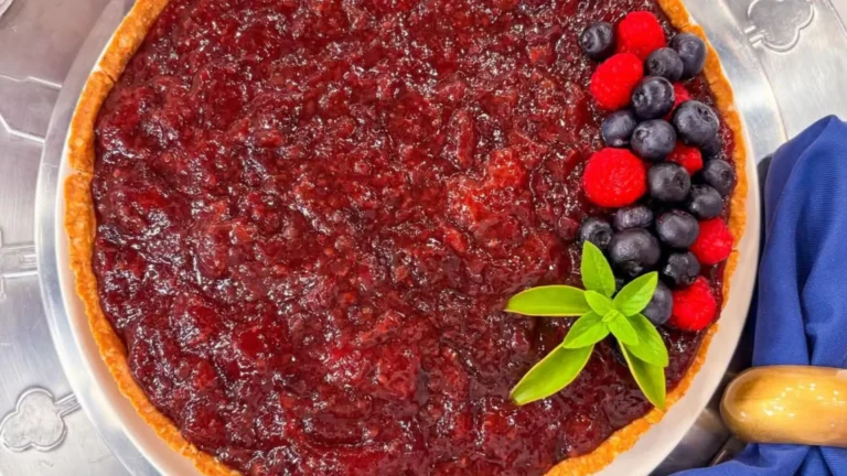 Imagem de capa representando a receita: TORTA CRUMBLE DE CHOCOLATE FIT