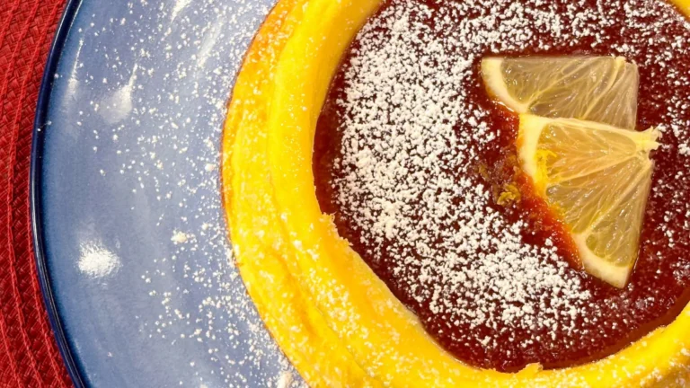 Imagem de capa representando a receita: Torta de Iogurte Greco com Dani Formigueiro