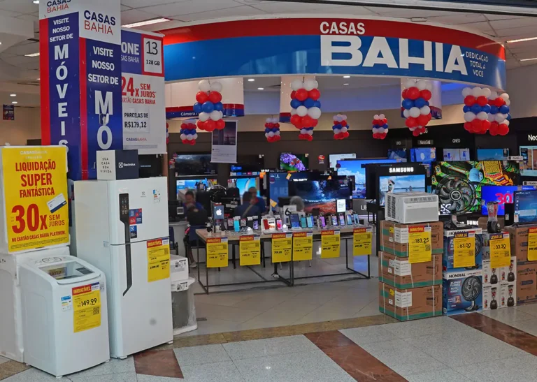 Imagem de capa representando o destaque: Casas Bahia pede recuperação judicial e prevê reestruturação