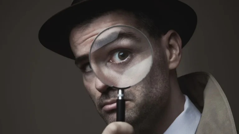 Imagem de capa representando o destaque: Kit espionagem: tecnologias para descobrir uma traição
