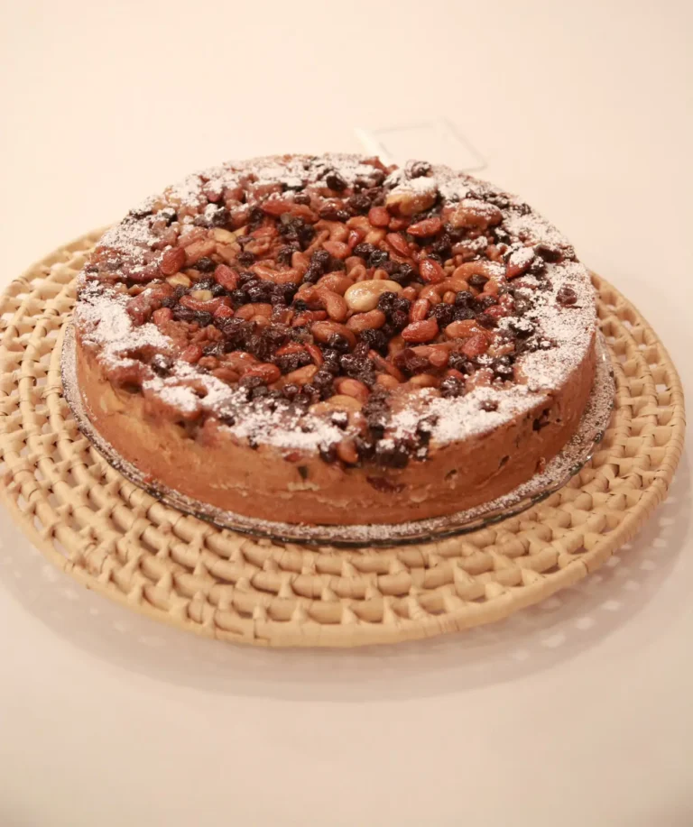 Bolo de Frutas Secas Caramelizadas